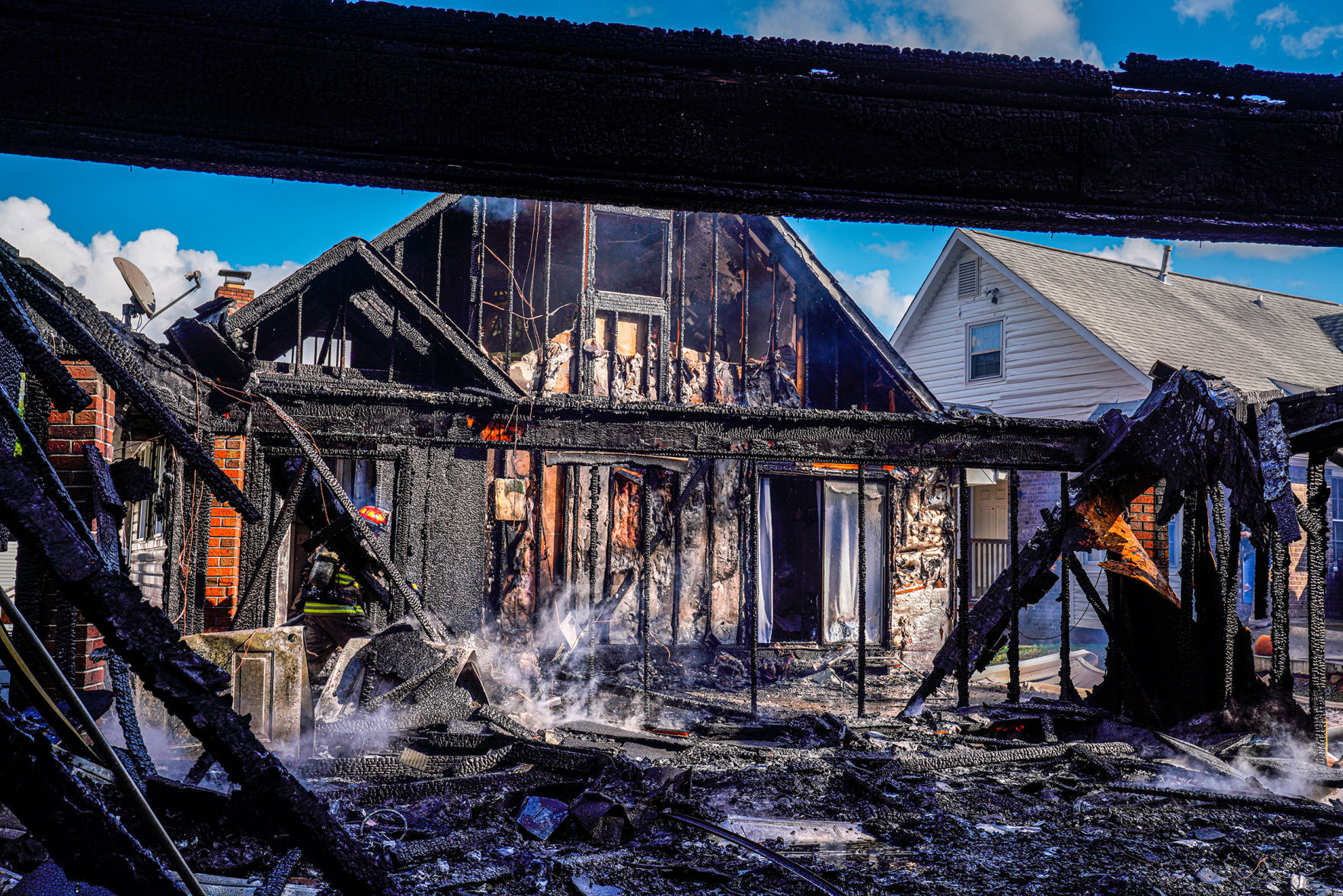 Move-in day fire engulfs home